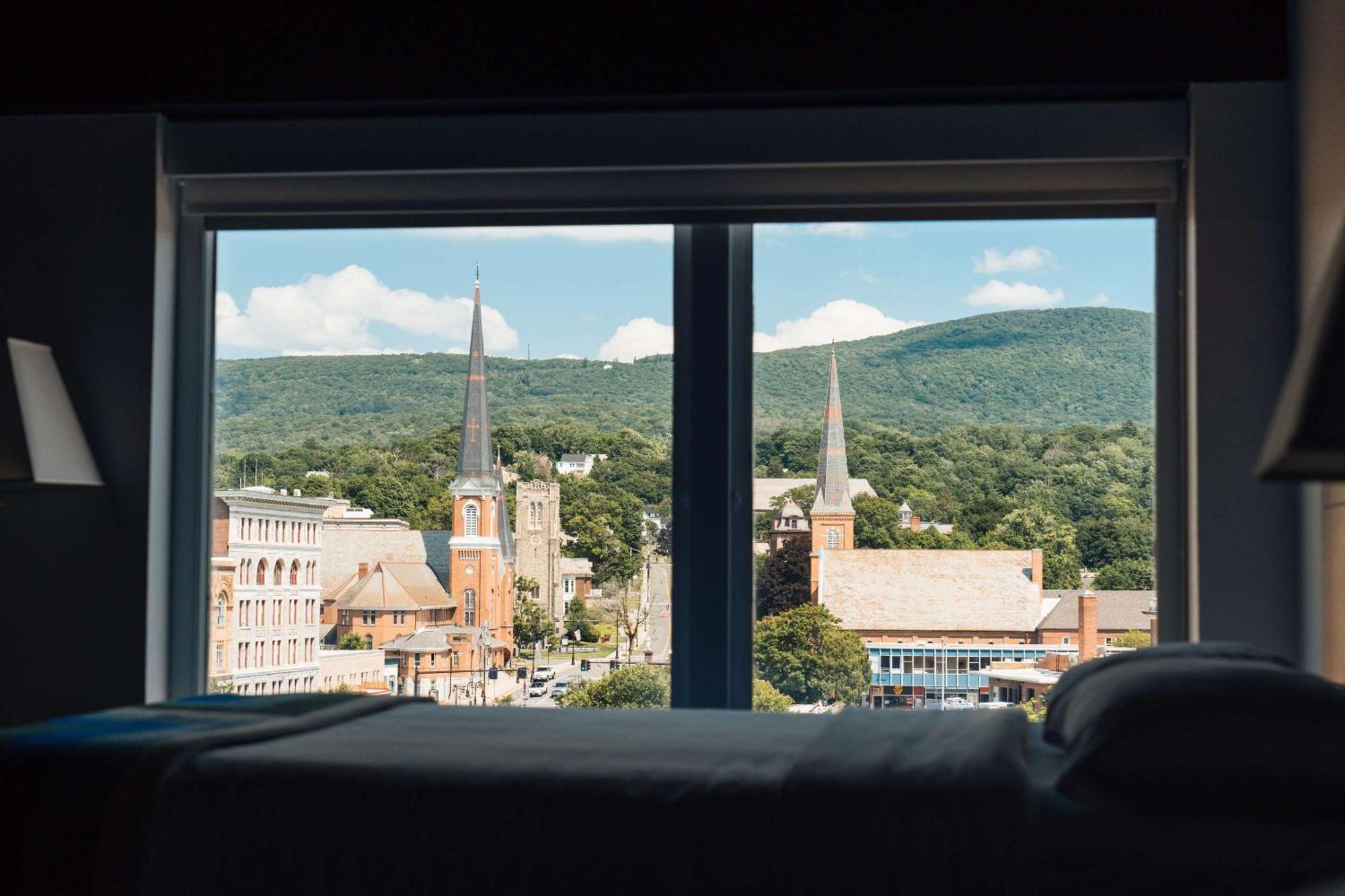 Hotel Downstreet, Ascend Hotel Collection North Adams Luaran gambar