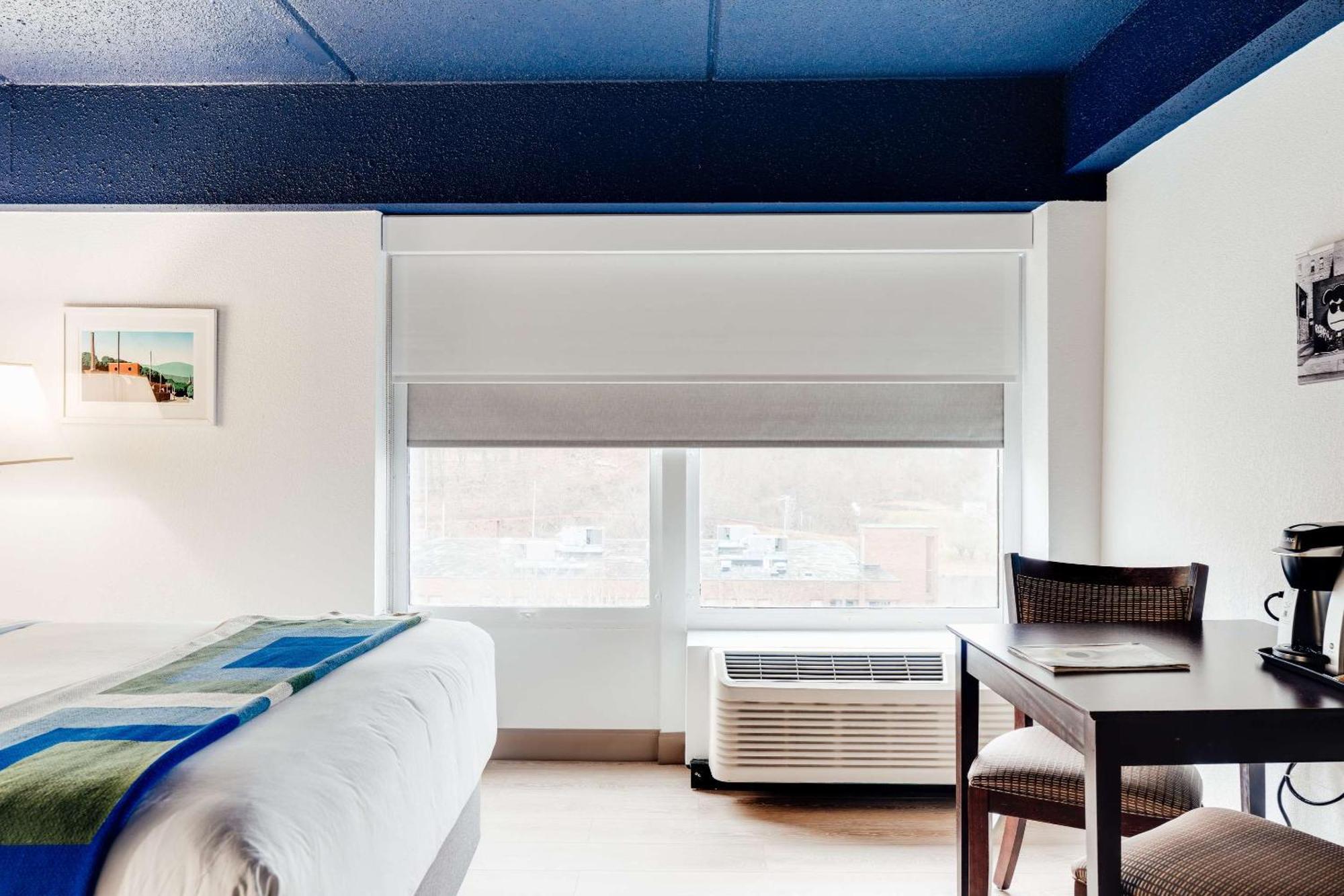 Hotel Downstreet, Ascend Hotel Collection North Adams Luaran gambar