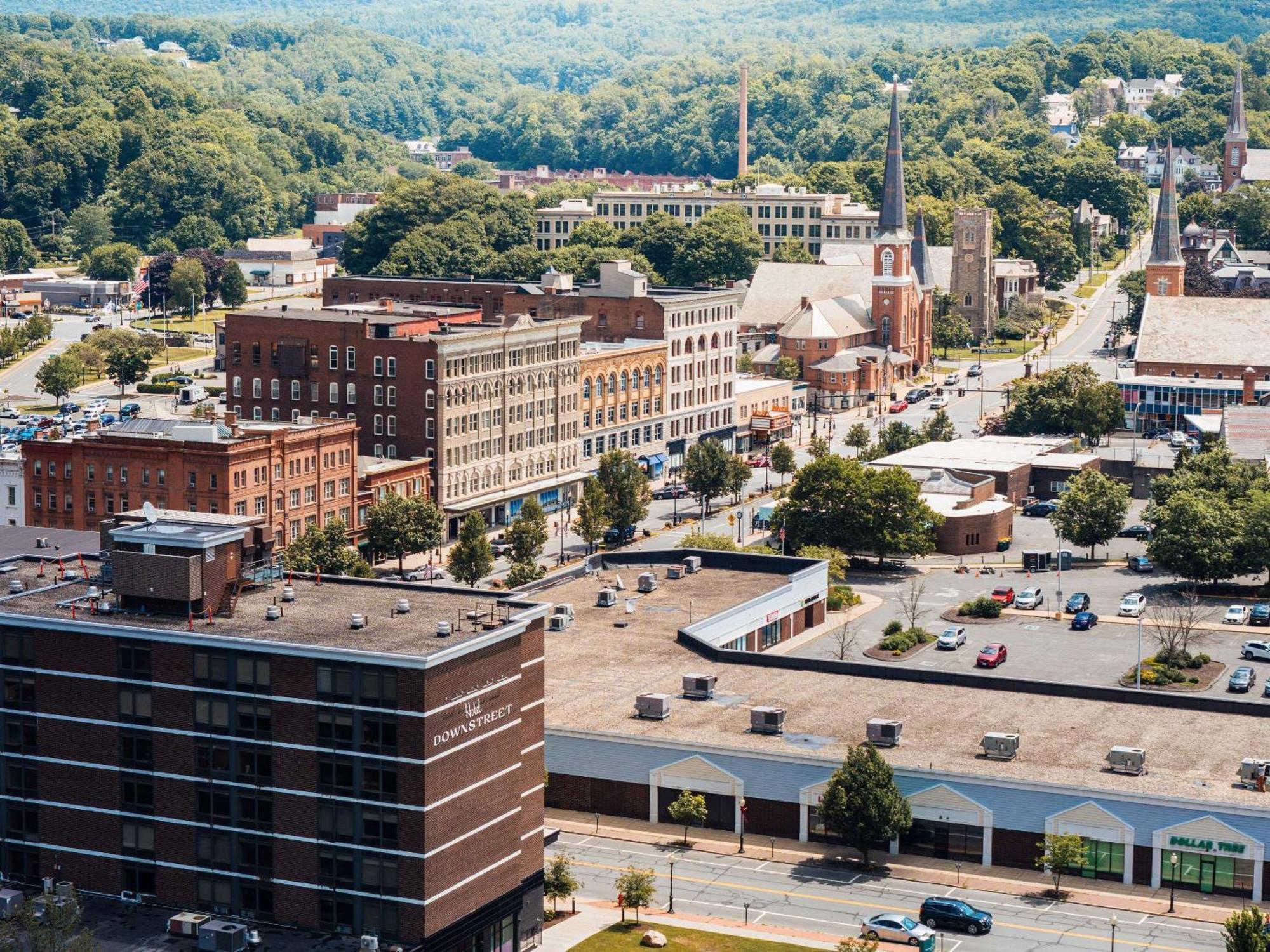 Hotel Downstreet, Ascend Hotel Collection North Adams Luaran gambar